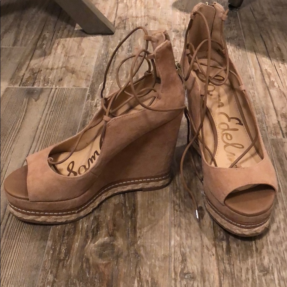 Sam Edelman Wedge - Picture 2 of 5